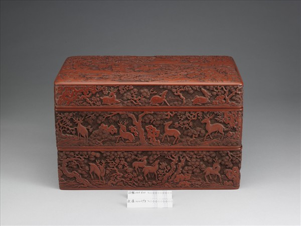 剔紅鹿苑長春圖多寶格長方盒