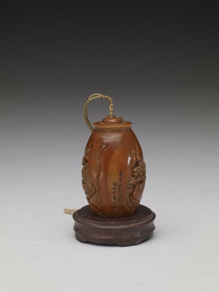 橄欖核雕松陰漁樂扇墜