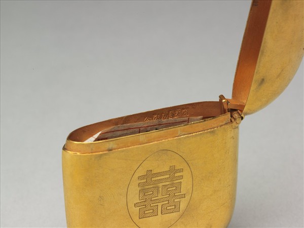 金囍字火柴盒