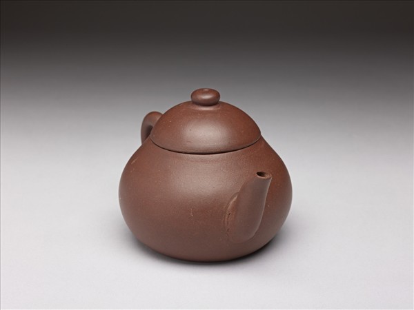 花卉款梨形紫砂壺