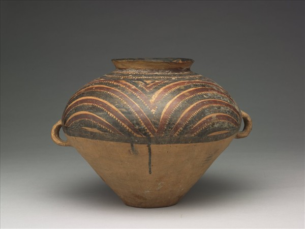 馬家窯文化半山類型 雙耳波濤紋彩陶罐