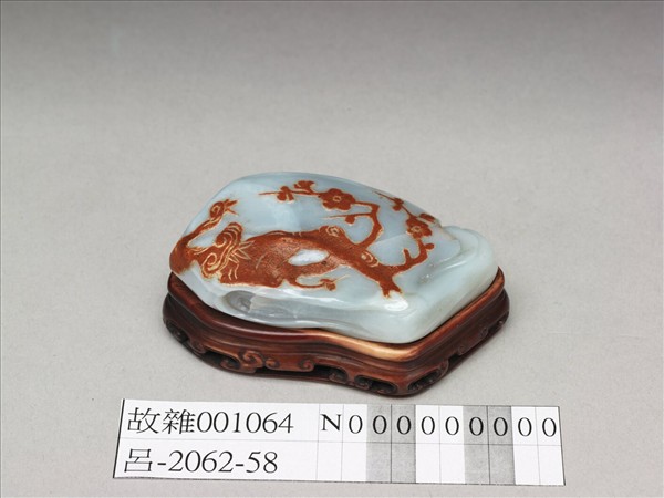 套料雕梅花書鎮