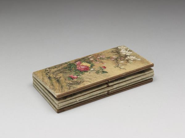 四季花卉紋棋盤