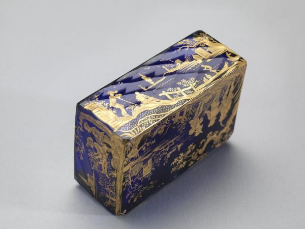 描金藍玻璃盒