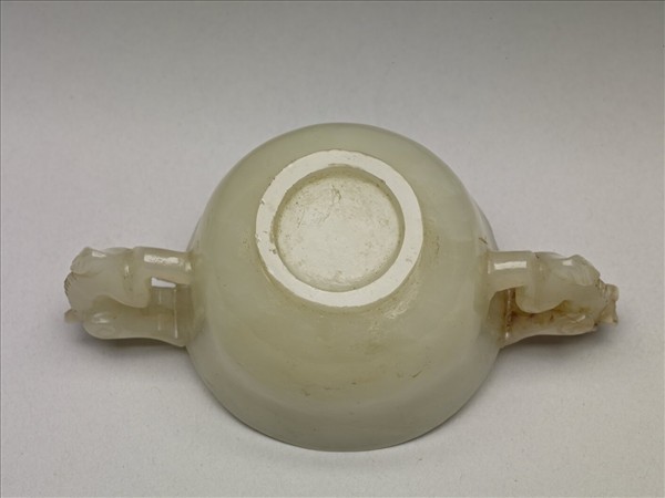 玉獸耳杯