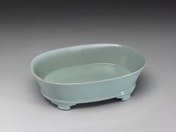 汝窯 青瓷無紋水仙盆