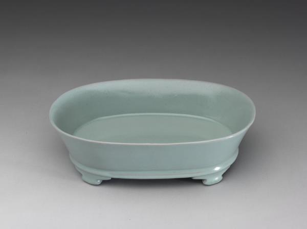 汝窯 青瓷無紋水仙盆