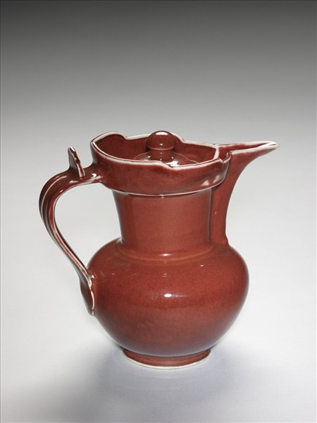 寶石紅釉僧帽壺