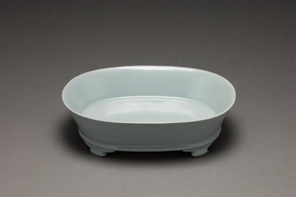 汝窯 青瓷無紋水仙盆