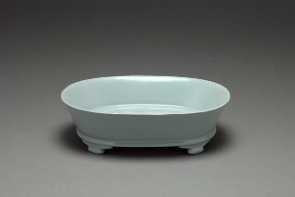 汝窯 青瓷無紋水仙盆
