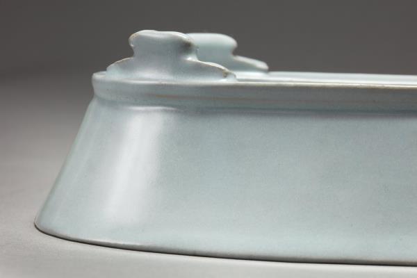 汝窯 青瓷無紋水仙盆