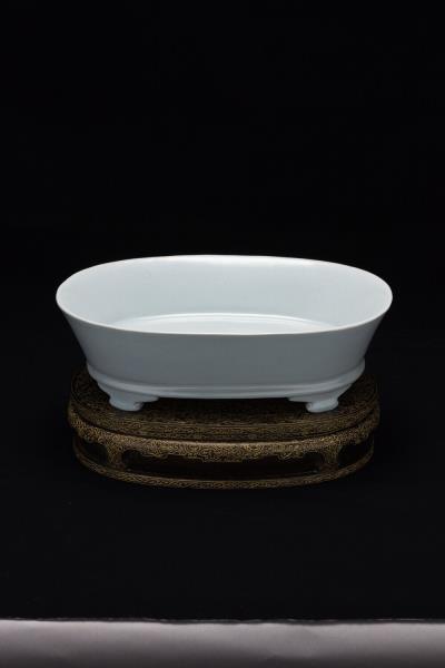 汝窯 青瓷無紋水仙盆