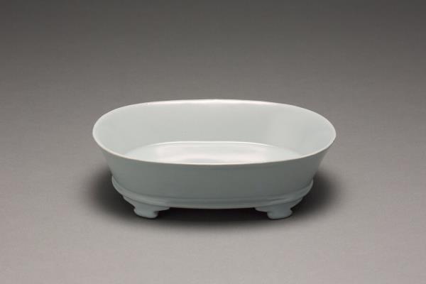 汝窯 青瓷無紋水仙盆