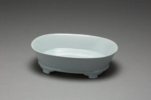 汝窯 青瓷無紋水仙盆