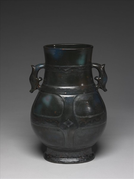 Two-handled tsun vessel with archaic bronze glaze by Unknown artist