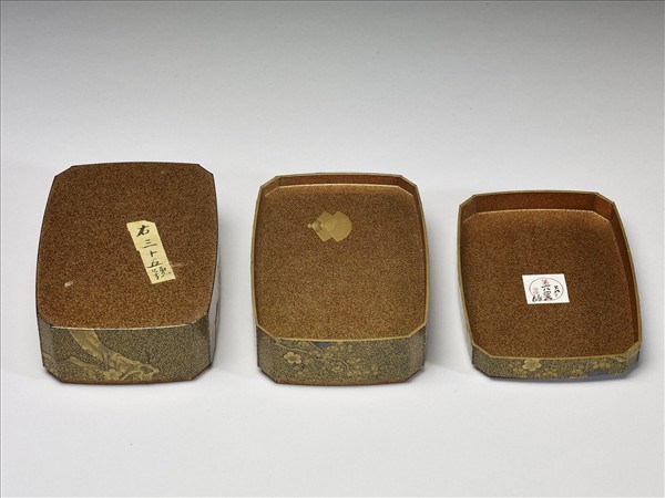 梅蒔繪二層方盒